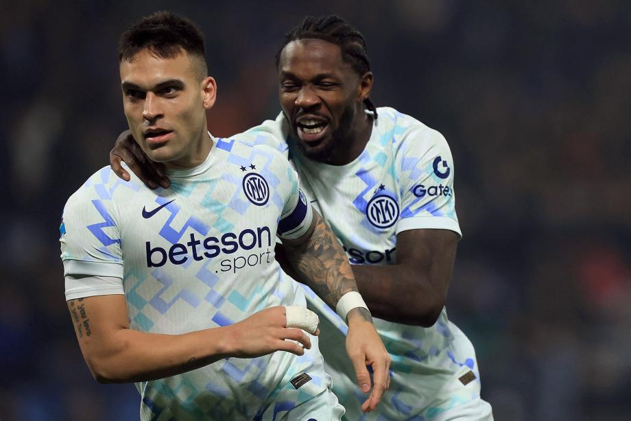 v体育app-意甲-迪马尔科助攻戴帽劳塔罗破门 国米5-0萨索洛